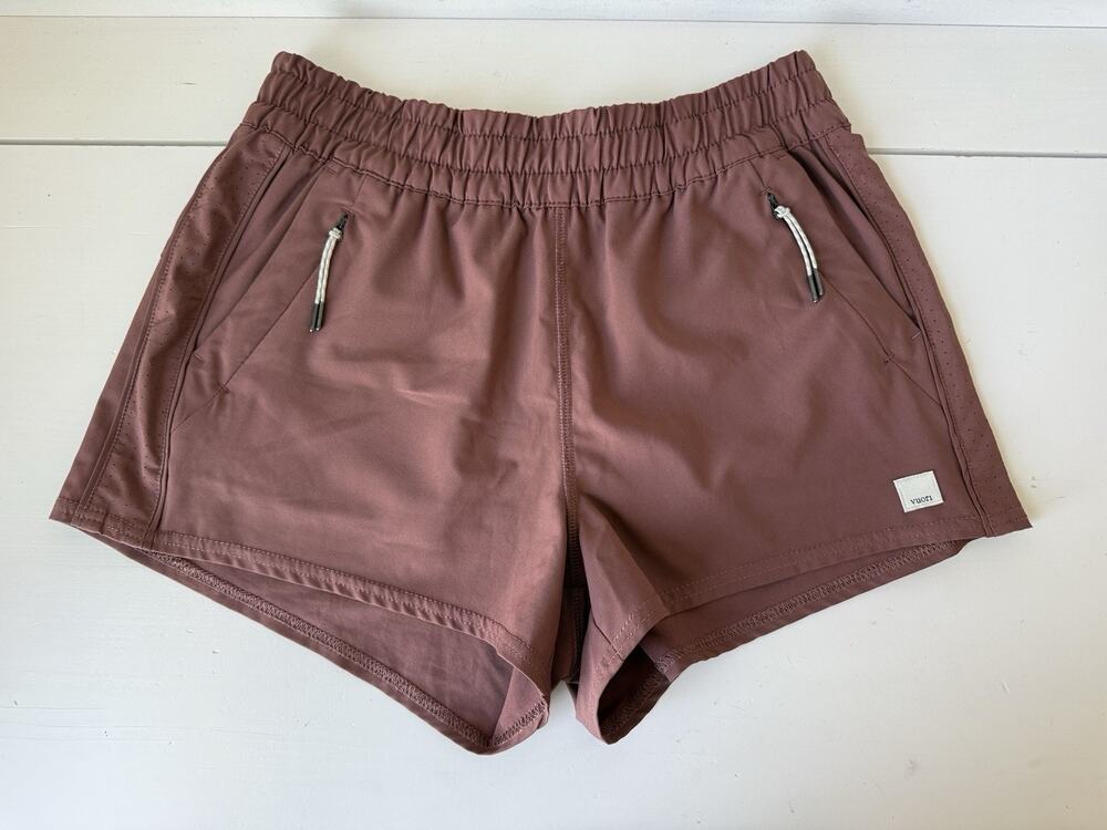 Vuori Women's Dash Shorts 2.0 in Desert Rose VW367 Size S
